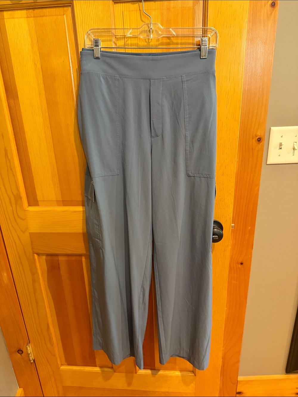 Athleta Wide-Leg Cargo Pull-On Pants in Slate Blue Size 16